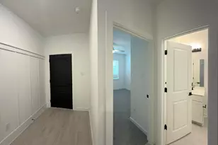 4727 Bay Vista Dr, Baytown, TX 77523 - Photo 6