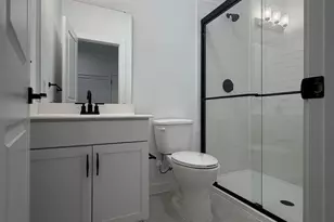 4727 Bay Vista Dr, Baytown, TX 77523 - Photo 8