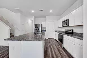 7518 Evitale Wy, Houston, TX 77049 - Photo 16