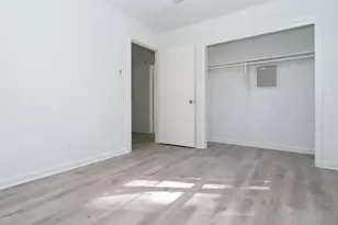 10221 Bretton Dr, Houston, TX 77016 - Photo 16