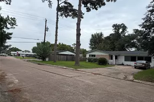 9507 Vogue Ln, Houston, TX 77080 - Photo 2
