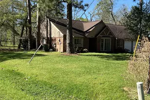 12203 Hickory Hollow Ln, Pinehurst, TX 77362 - Photo 4