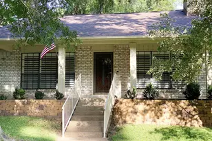 372 Oak Hill Dr, Huntsville, TX 77340 - Photo 22