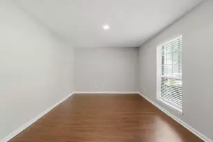 1122 Tigris Ln, Houston, TX 77090 - Photo 12