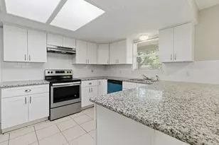 1122 Tigris Ln, Houston, TX 77090 - Photo 6