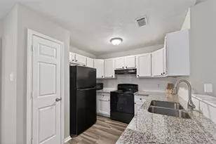 27812 Red Fox Rd, Tomball, TX 77377 - Photo 20