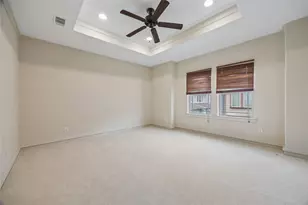 5924 Petty St, Houston, TX 77007 - Photo 12