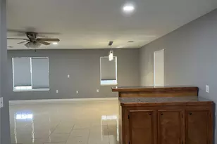 10417 Fairfax St, Houston, TX 77029 - Photo 12