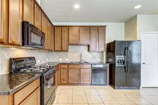 22402 Lavaca Ranch Ln, Katy, TX 77449 - Photo 2
