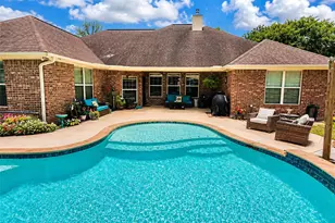 22209 Pierce St, Navasota, TX 77868 - Photo 2