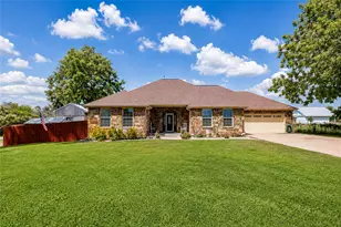 22209 Pierce St, Navasota, TX 77868 - Photo 1