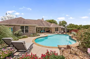 22209 Pierce St, Navasota, TX 77868 - Photo 1