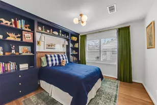 7706 Meadowbriar Ln, Houston, TX 77063 - Photo 14