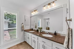 7706 Meadowbriar Ln, Houston, TX 77063 - Photo 18