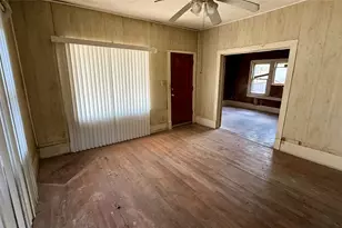 7809 Capitol St, Houston, TX 77012 - Photo 4