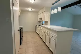 10123 Kent Towne Ln, Sugar Land, TX 77498 - Photo 1