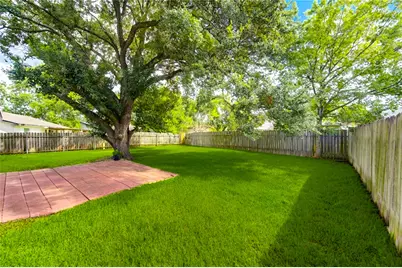 10123 Kent Towne Lane, Sugar Land, TX 77498 - Photo 18
