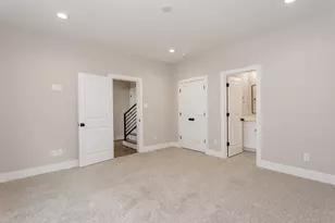 1439 W 25th St, Houston, TX 77008 - Photo 6