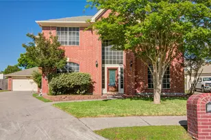 1742 Country Club Cove Dr, Baytown, TX 77521 - Photo 2