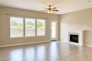 13821 Rock Island Trl, Conroe, TX 77384 - Photo 8