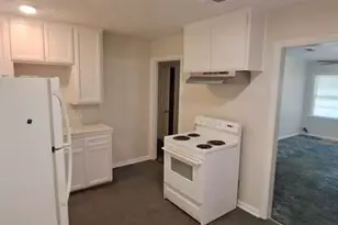 512 Azalea Ave, Orange, TX 77630 - Photo 4