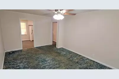 512 Azalea Avenue, Orange, TX 77630 - Photo 2