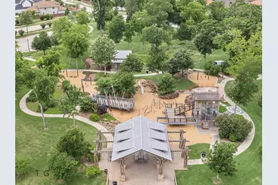 5807 Yango Terrace Lane, Sugar Land, TX 77479 - Photo 32