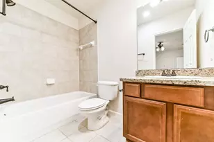 1117 St Agnes St, Houston, TX 77030 - Photo 10