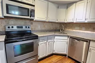 921 Marine Dr, Galveston, TX 77550 - Photo 6