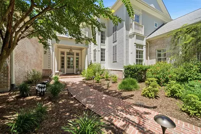 859 Eagle Pointe, Montgomery, TX 77316 - Photo 2