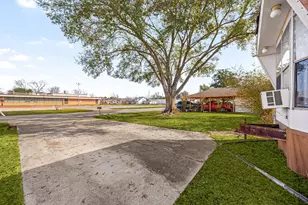 3010 Hartwick Rd, Houston, TX 77093 - Photo 6