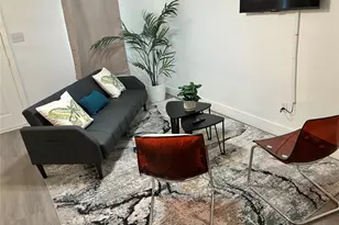 739 Neyland St, Houston, TX 77022 - Photo 2