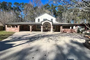 10811 River Oaks Dr, Conroe, TX 77385 - Photo 1