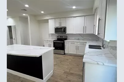 10811 River Oaks Drive, Conroe, TX 77385 - Photo 18