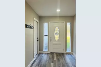 2203 Colonial Court S, League City, TX 77573 - Photo 2