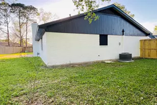 2203 Colonial Ct S, League City, TX 77573 - Photo 20