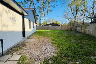 2203 Colonial Ct S, League City, TX 77573 - Photo 24