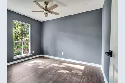 9814 Trumpet Street, Houston, TX 77078 - Photo 22