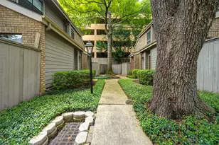 2601 Augusta Dr, Houston, TX 77057 - Photo 2