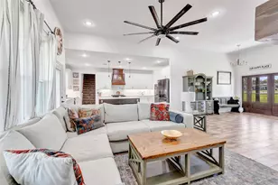 136 Timber Ridge Rd, Liberty, TX 77575 - Photo 4