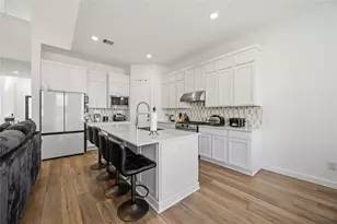 8214 Bristol Diamond Dr, Rosharon, TX 77583 - Photo 8