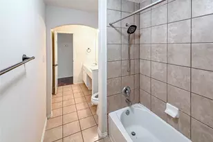 19531 S Village Of Bridgestone Ln, Spring, TX 77379 - Photo 28