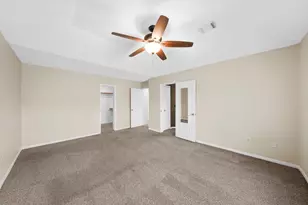 2112 Castle Dr, League City, TX 77573 - Photo 18
