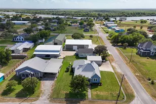 664 Laurel Street S, Matagorda, TX 77457 - Photo 38