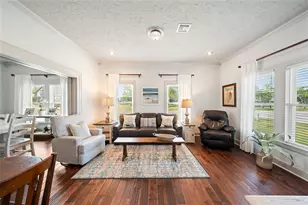 664 Laurel Street S, Matagorda, TX 77457 - Photo 14