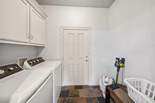 664 Laurel Street S, Matagorda, TX 77457 - Photo 32