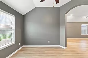 12417 Berberry Dr, Texas City, TX 77568 - Photo 10