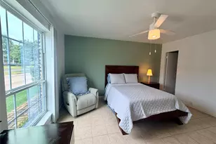 2201 Fountain View Dr, Houston, TX 77057 - Photo 8