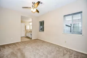 3402 Hidden Creek Dr, Sugar Land, TX 77479 - Photo 10