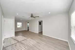2919 Elser St, Houston, TX 77009 - Photo 12